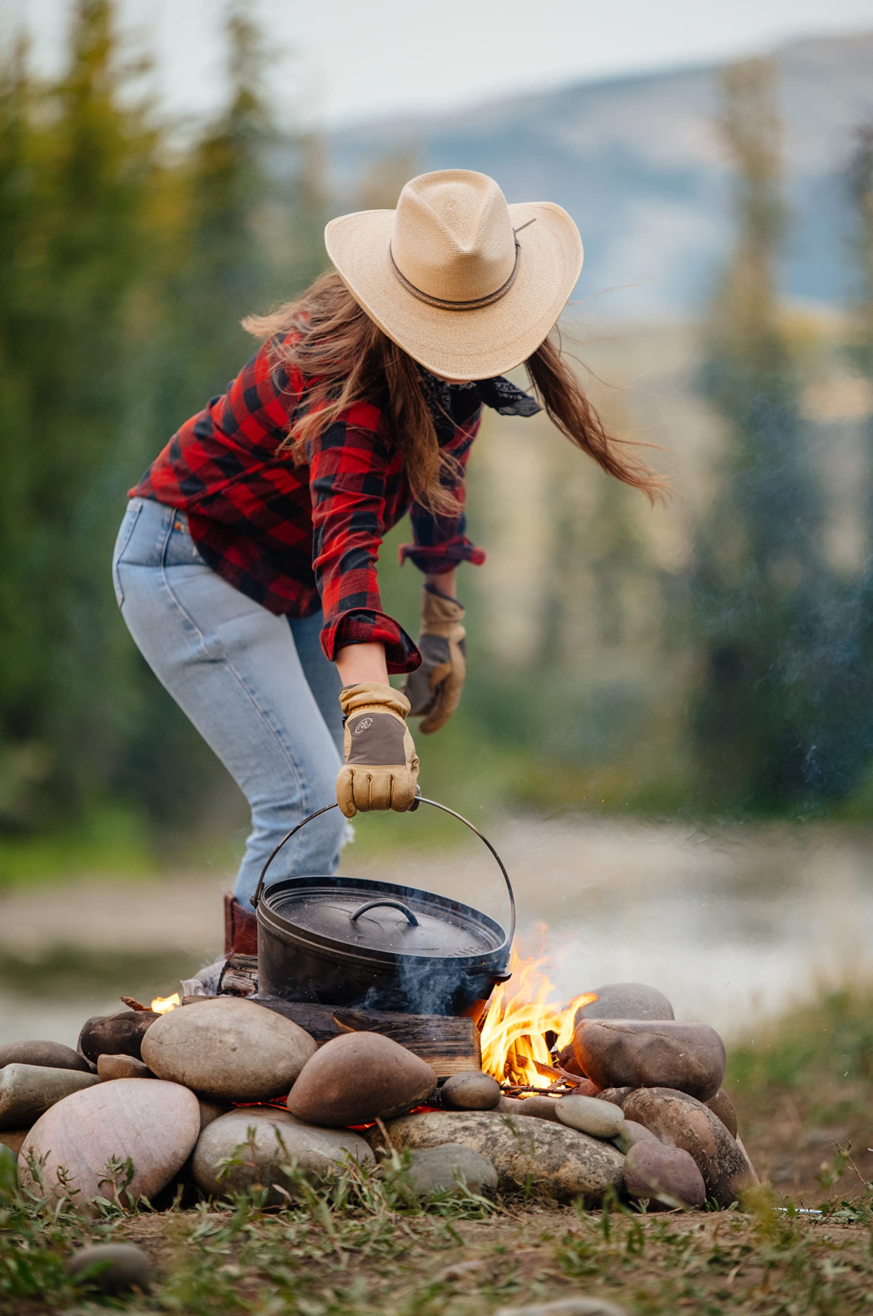 Amazon.com: Lodge Yellowstone - 12